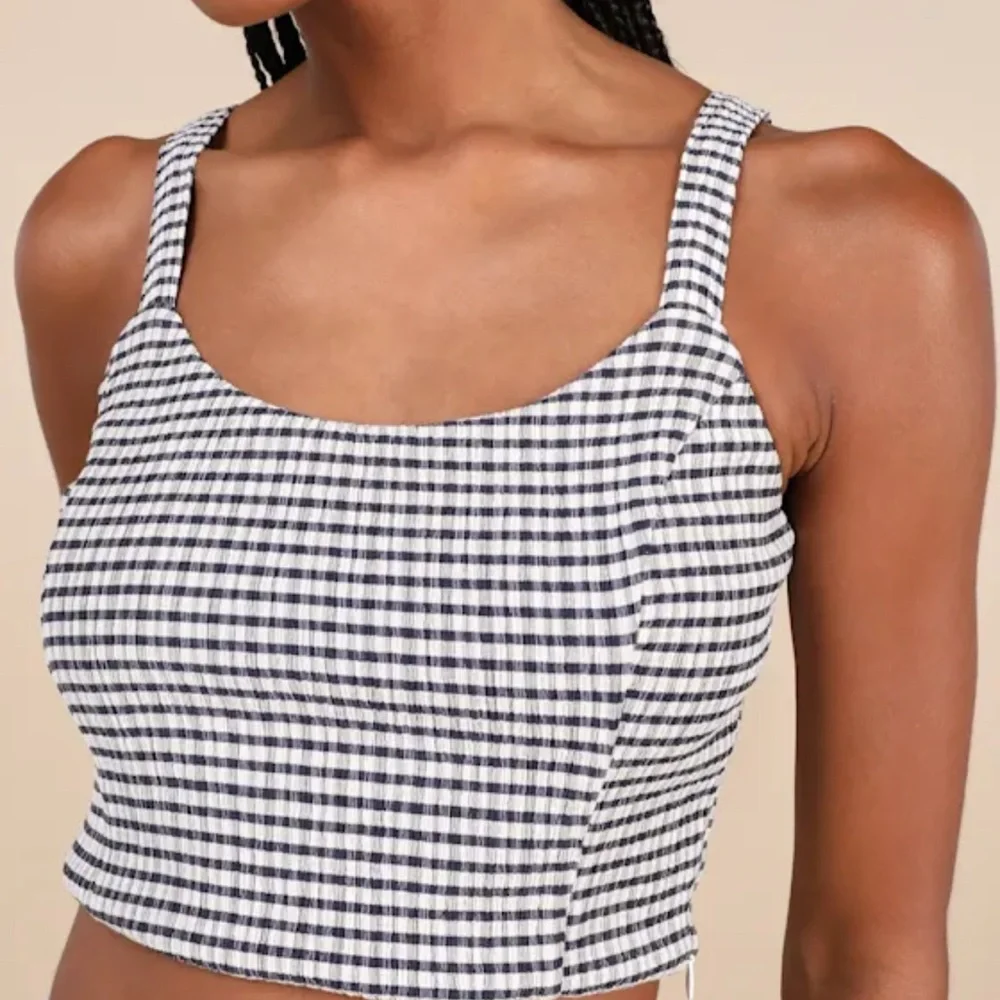 NWT Navy Blue Gingham Square Neck Cropped Tank Top - Small